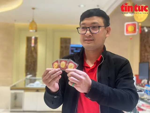 Chuyên Gia Dự Báo Giá Vàng