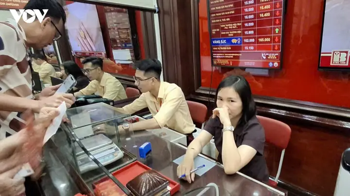 Chuyên Gia Dự Đoán Giá Vàng