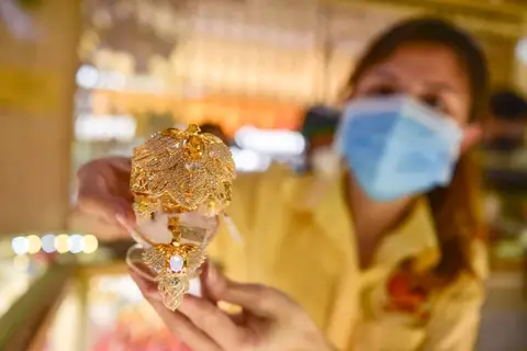 Chuyên Gia Nhận Định Giá Vàng