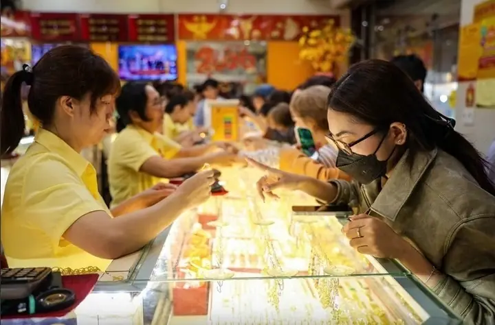 Chuyên Gia Nhận Định Giá Vàng