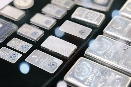 Giá Bạc Mới Nhất Hôm Nay: Bảng Giá Cập Nhật Liên Tục Cho Bạc Miếng, Thỏi & Xag/usd