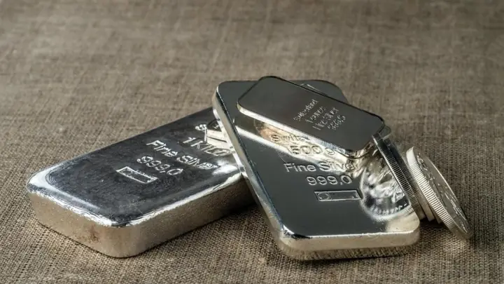 Giá Bạc Phú Quý 1kg Hôm Nay: Mức Giá, Xu Hướng Và Nơi Mua