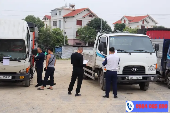 Bảng Giá Bạt Xe Tải 2024: Các Loại, Kích Thước Và Mức Giá Tham Khảo