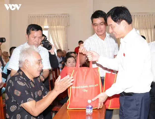 Giá Ngọc Thẩm Ở Cần Thơ