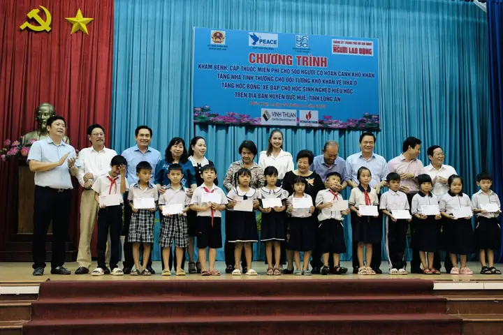 Giá Ngọc Thẩm Ở Long An