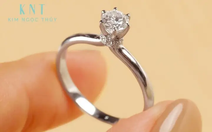 Giá Vàng 7 Tuổi
