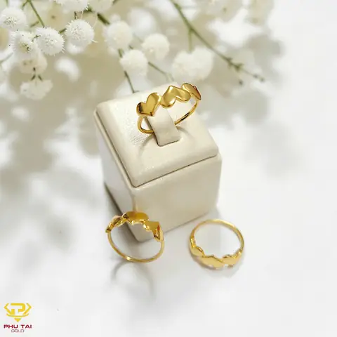 Giá Vàng Giao Động