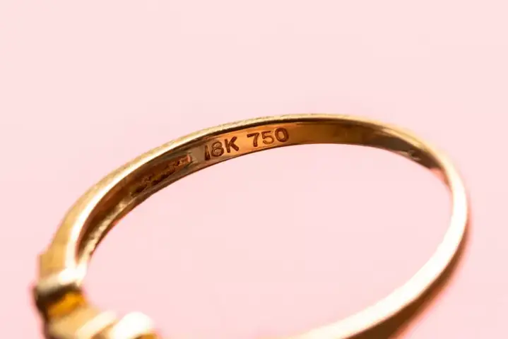 Giá Vàng Italy 18k