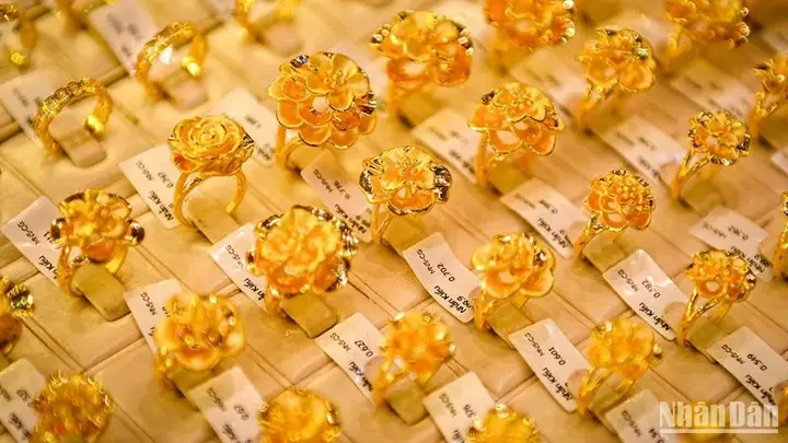 Giá Vàng Kỷ Lục Từ Trước Đến Nay