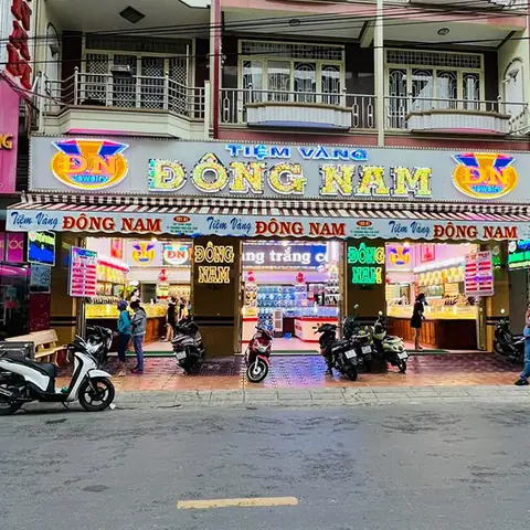 Giá Vàng Tiệm Vàng Đông Nam Cần Thơ