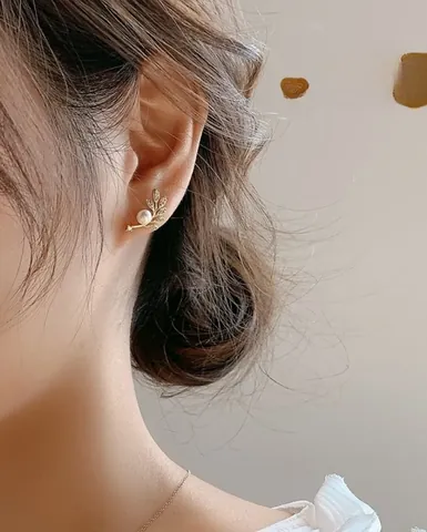 Cách Chọn Và Đeo Bông Tai Đẹp Phù Hợp Với Mọi Dáng Mặt