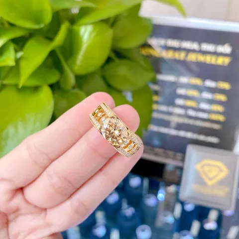 Đeo Nhẫn Thế Nào Là Vừa Tay