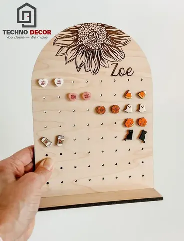 Hướng Dẫn Chọn Mua Kệ Treo Bông Tai Đúng Nhu Cầu Cho Cửa Hàng & Cá Nhân