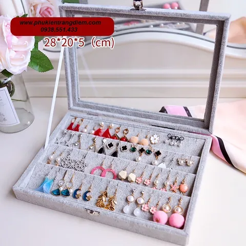 Hướng Dẫn Chọn Mua Khay Đựng Bông Tai – Các Loại, Chất Liệu & Mẹo Bảo Quản