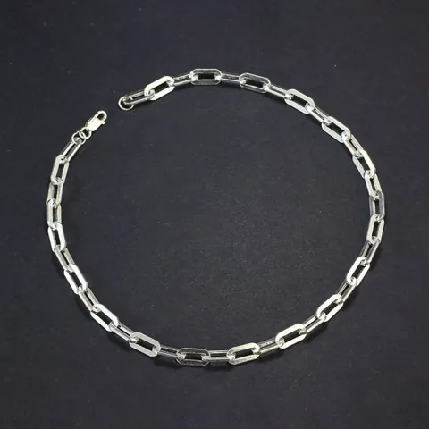 Lắc Chân Giá Rẻ: 10 Mẫu Đẹp, Giá Hợp Lý + Cách Chọn Và Bảo Quản Cho Người Mới Bắt Đầu