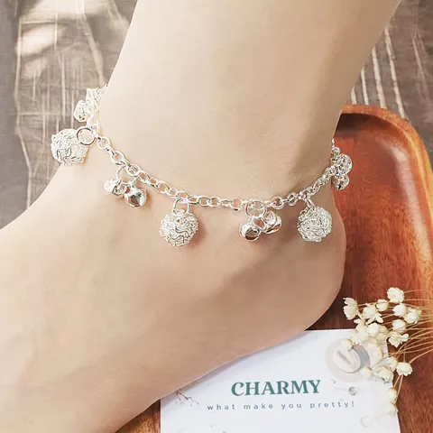 Lắc Chân Hàn Quốc: Các Kiểu Dáng, Chất Liệu Và Cách Chọn Mua Phù Hợp