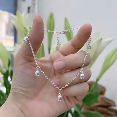 Hướng Dẫn Chọn Mua Lắc Chân Thái Lan Chính Hãng: Chất Liệu, Mẫu Mã, Giá Và Cách Bảo Quản