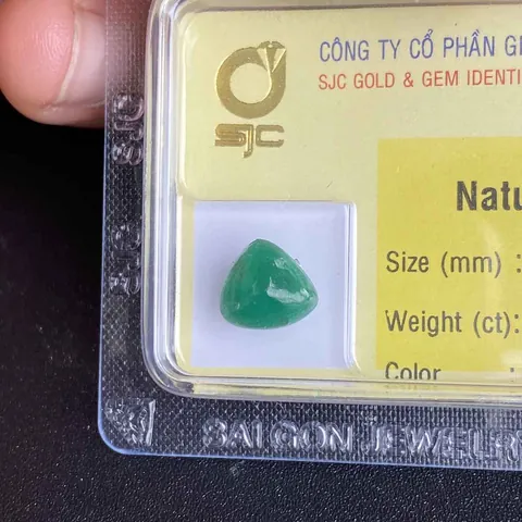 Mặt Dây Chuyền Nam Ngọc Lục Bảo Mặt Dây Chuyền Nam Ngọc Lục Bảo