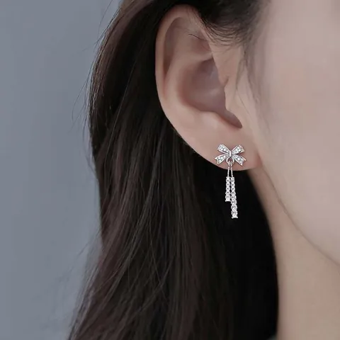 Hướng Dẫn Mua Bông Tai Bạc: Lựa Chọn Đúng Kiểu, Chất Lượng Và Giá Phù Hợp