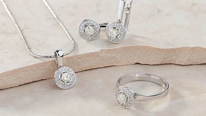 Nhẫn Hợp Kim Có Bị Gỉ Không Nhẫn Hợp Kim Có Bị Gỉ Không