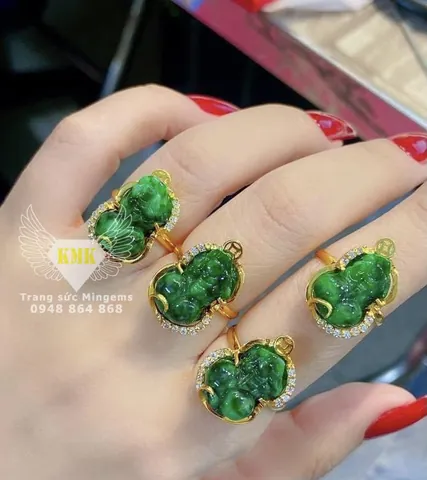 Nhẫn Tỳ Hưu Nữ Mệnh Mộc