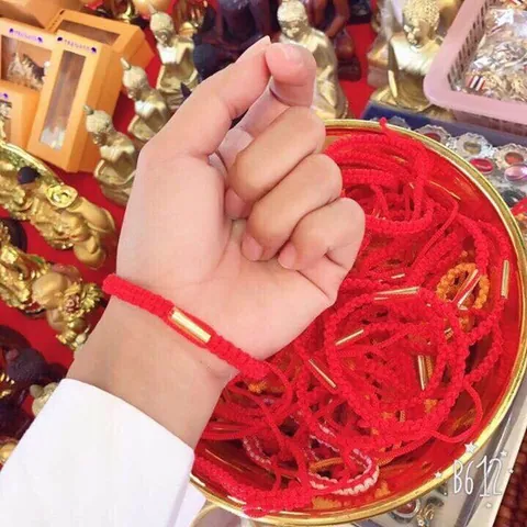 Thỉnh Vòng Tay May Mắn Thái Lan