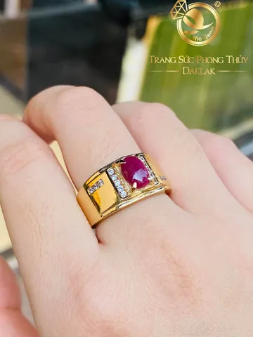 Tuổi Tân Dậu Nên Đeo Nhẫn Gì