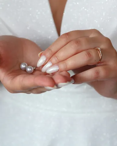Cách Vệ Sinh Bông Tai Tại Nhà An Toàn, Nhanh Gọn – Hướng Dẫn Chi Tiết