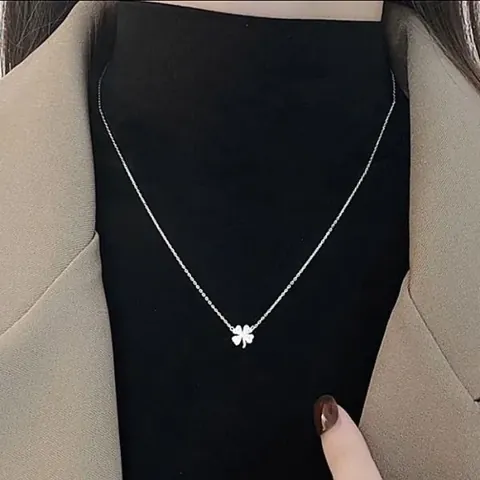 Ý Nghĩa Của Việc Tặng Dây Chuyền