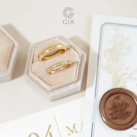 Giải Đáp Ai Là Người Mua Nhẫn Cưới: Phong Tục Và Phương Án Cho Cặp Đôi Giải Đáp Ai Là Người Mua Nhẫn Cưới: Phong Tục Và Phương Án Cho Cặp Đôi