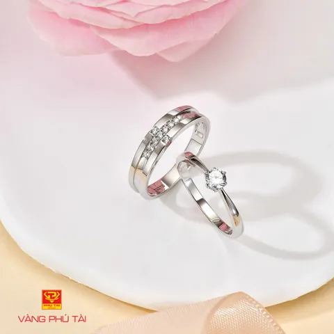 Top 10 Kiểu Nhẫn Cặp Đẹp Dành Cho Các Cặp Đôi – Hướng Dẫn Chọn Theo Phong Cách & Ngân Sách
