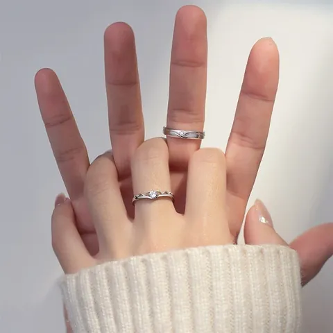 Top 10 Kiểu Nhẫn Cặp Đẹp Dành Cho Các Cặp Đôi – Hướng Dẫn Chọn Theo Phong Cách & Ngân Sách