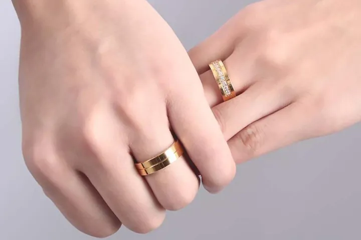 Các Kiểu Nhẫn Trơn Đẹp: 10 Mẫu Nổi Bật & Hướng Dẫn Chọn Phù Hợp