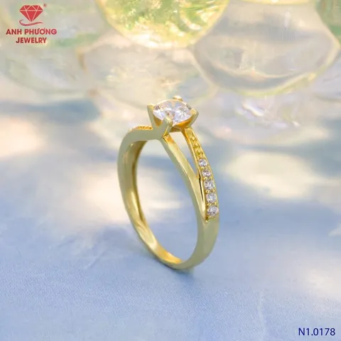 Khám Phá Các Mẫu Nhẫn Đính Hôn Đẹp Đa Dạng Kiểu Dáng Dành Cho Cặp Đôi Sắp Cưới