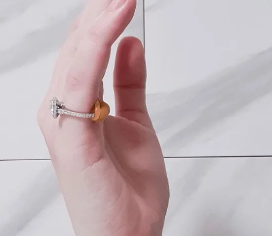 Hướng Dẫn Cách Khắc Phục Nhẫn Lỏng, Rộng Tại Nhà Đơn Giản Cho Người Đeo Nhẫn