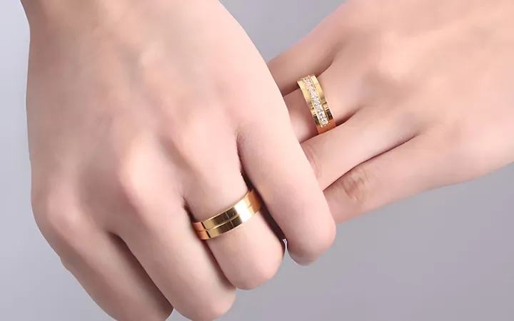 Giải Đáp: Cắt Nhẫn Cưới Có Sao Không Và Cách Xử Lý Khi Nhẫn Không Vừa Giải Đáp: Cắt Nhẫn Cưới Có Sao Không Và Cách Xử Lý Khi Nhẫn Không Vừa