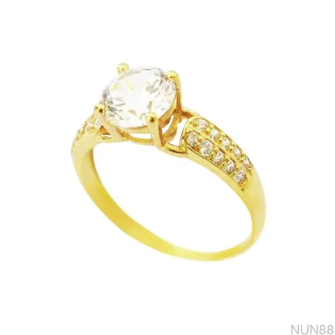 Cập Nhật Giá Nhẫn Cầu Hôn Vàng 18k Cho Người Sắp Cầu Hôn Và Các Yếu Tố Ảnh Hưởng Cập Nhật Giá Nhẫn Cầu Hôn Vàng 18k Cho Người Sắp Cầu Hôn Và Các Yếu Tố Ảnh Hưởng