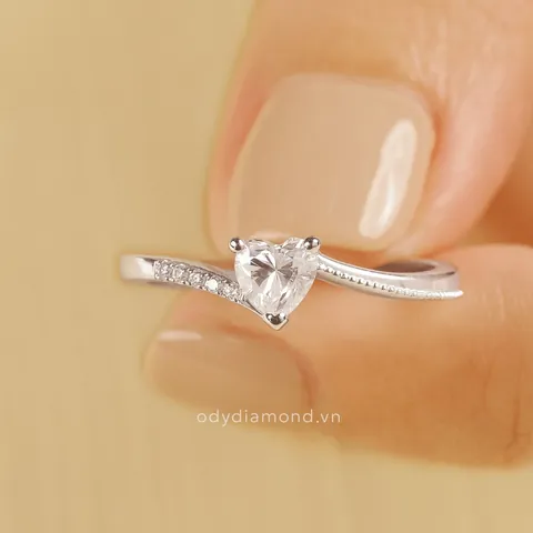 Cập Nhật Giá Nhẫn Cầu Hôn Vàng Trắng Mới Nhất Cho Cặp Đôi Chuẩn Bị Cầu Hôn Theo Loại 10k, 14k, 18k