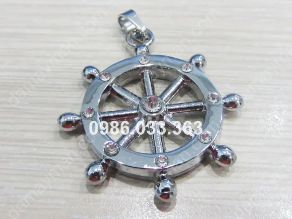 Tìm Hiểu Mặt Dây Chuyền Bánh Xe Pháp Luân: Ý Nghĩa, Chất Liệu Và Lựa Chọn Cho Người Mua Trang Sức Phật Giáo