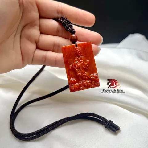 Mặt Dây Chuyền Đá Thạch Anh Đỏ Là Gì Và Cách Chọn Mặt Dây Chuyền Thạch Anh Tóc Đỏ Tự Nhiên