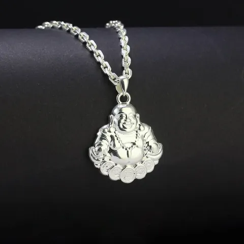 Mặt Dây Chuyền Phật Di Lặc: Ý Nghĩa Phong Thủy, Cách Chọn Đá Phù Hợp Và Hướng Dẫn Sử Dụng