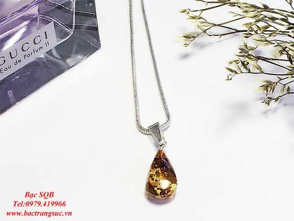 Mặt Dây Chuyền Giọt Lệ: Ý Nghĩa, Cách Chọn Và Bảo Quản Cho Nàng