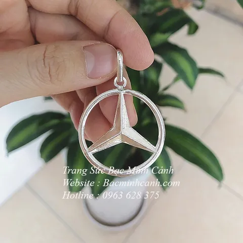 Mặt Dây Chuyền Logo Mercedes: Lựa Chọn Chất Liệu, Kích Thước Và Nơi Mua Uy Tín