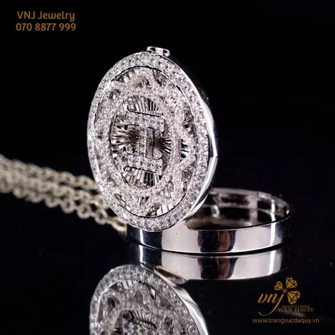 Hướng Dẫn Chọn & Thiết Kế Mặt Dây Chuyền Lồng Ảnh Đẹp Nhất Cho Người Thân