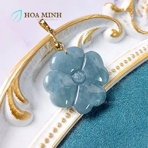 Hướng Dẫn Chọn Và Tùy Chỉnh Mặt Dây Chuyền Mề Đay Cho Người Yêu Thời Trang