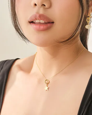 Mua Mặt Dây Chuyền Ngôi Sao May Mắn Loại Nào Tốt Cho Nữ Và Nam Theo Chất Liệu Bạc