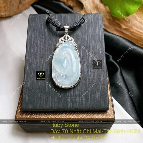 Mặt Dây Chuyền Như Ý Là Gì? Các Loại, Ý Nghĩa Và Cách Chọn Mua Phù Hợp