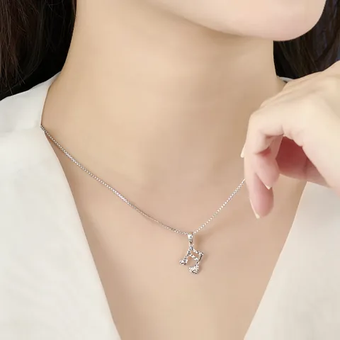 Mặt Dây Chuyền Nốt Nhạc: Các Loại, Chất Liệu Và Cách Chọn Mua Phù Hợp Mặt Dây Chuyền Nốt Nhạc: Các Loại, Chất Liệu Và Cách Chọn Mua Phù Hợp
