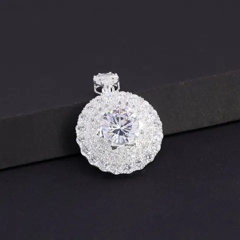 Mặt Dây Chuyền Tròn Nam: Cách Chọn Phong Cách, Chất Liệu Và Phối Đồ Sao Cho Chuẩn