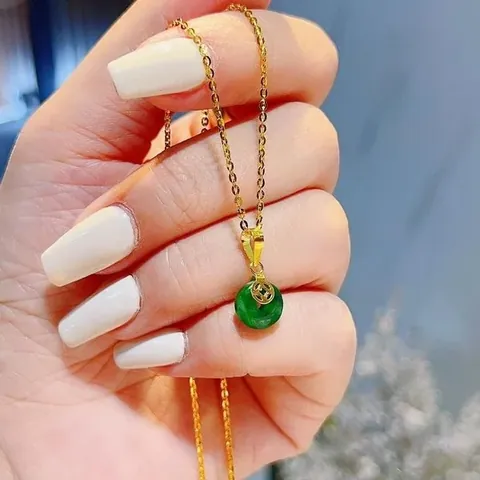 Móc Mặt Dây Chuyền Vàng Là Gì? Hướng Dẫn Chọn, Bảo Quản Và Mua Tối Ưu Cho Người Yêu Trang Sức